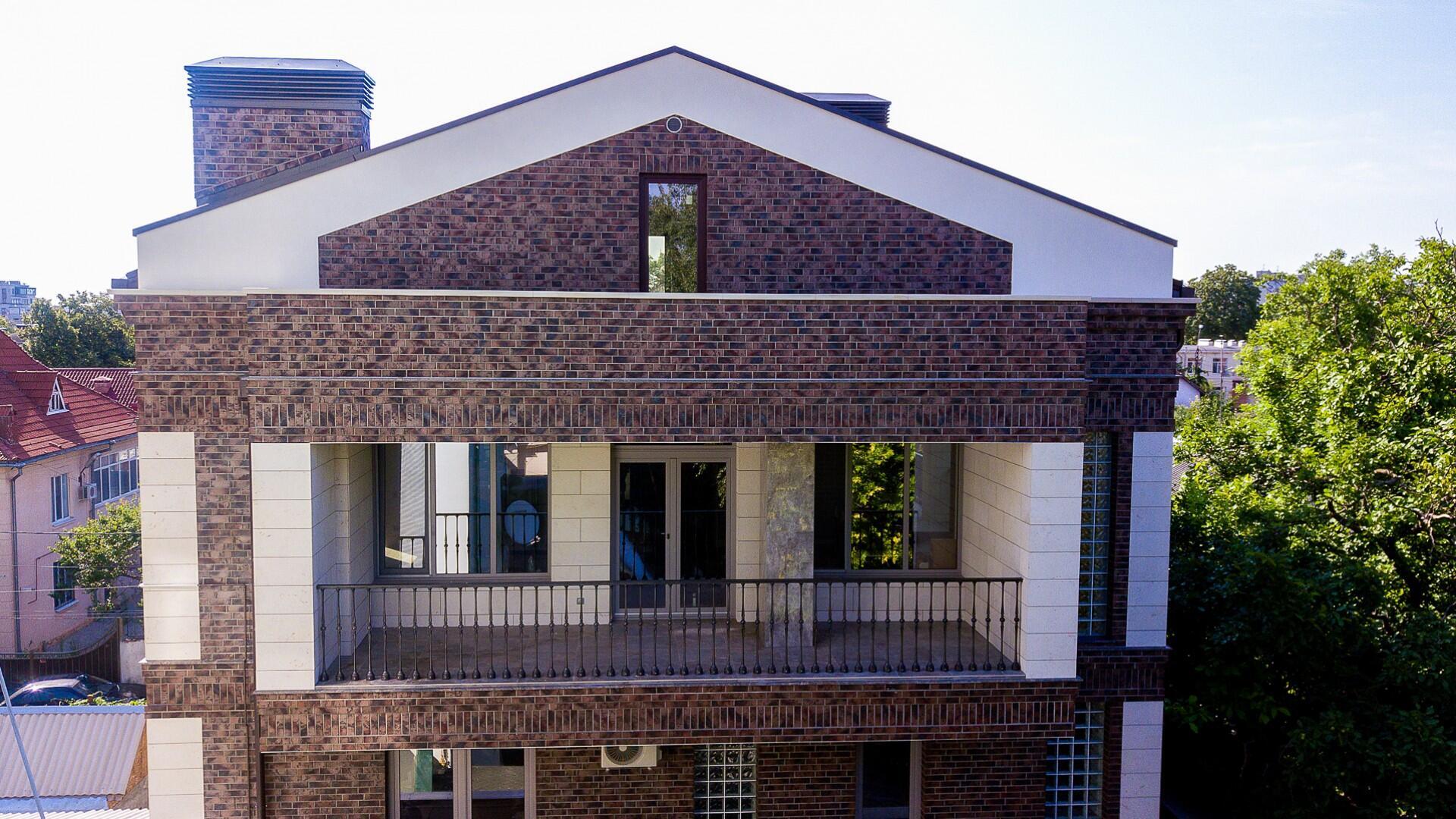 Finisarea fațadei clădirii de birouri de pe str.Mateevici, or.Chișinău.